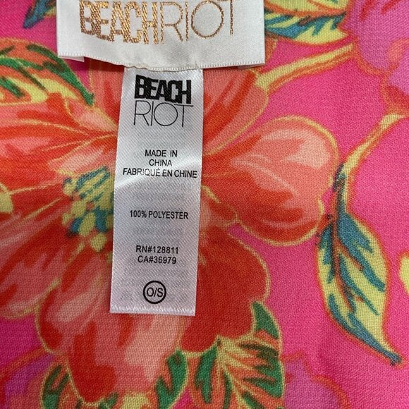 BEACH RIOT Melanie Sarong in Miami Peony One Size Beach Wrap - Picture 6 of 8